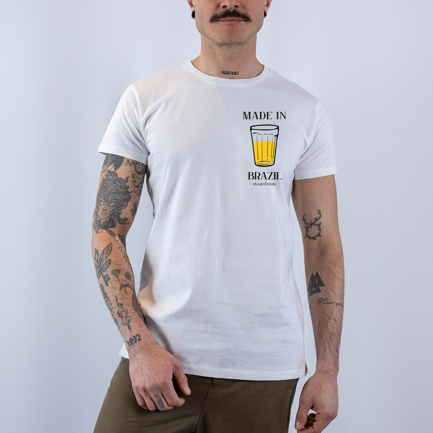 Copo Americano Basic White Unisex T-shirt