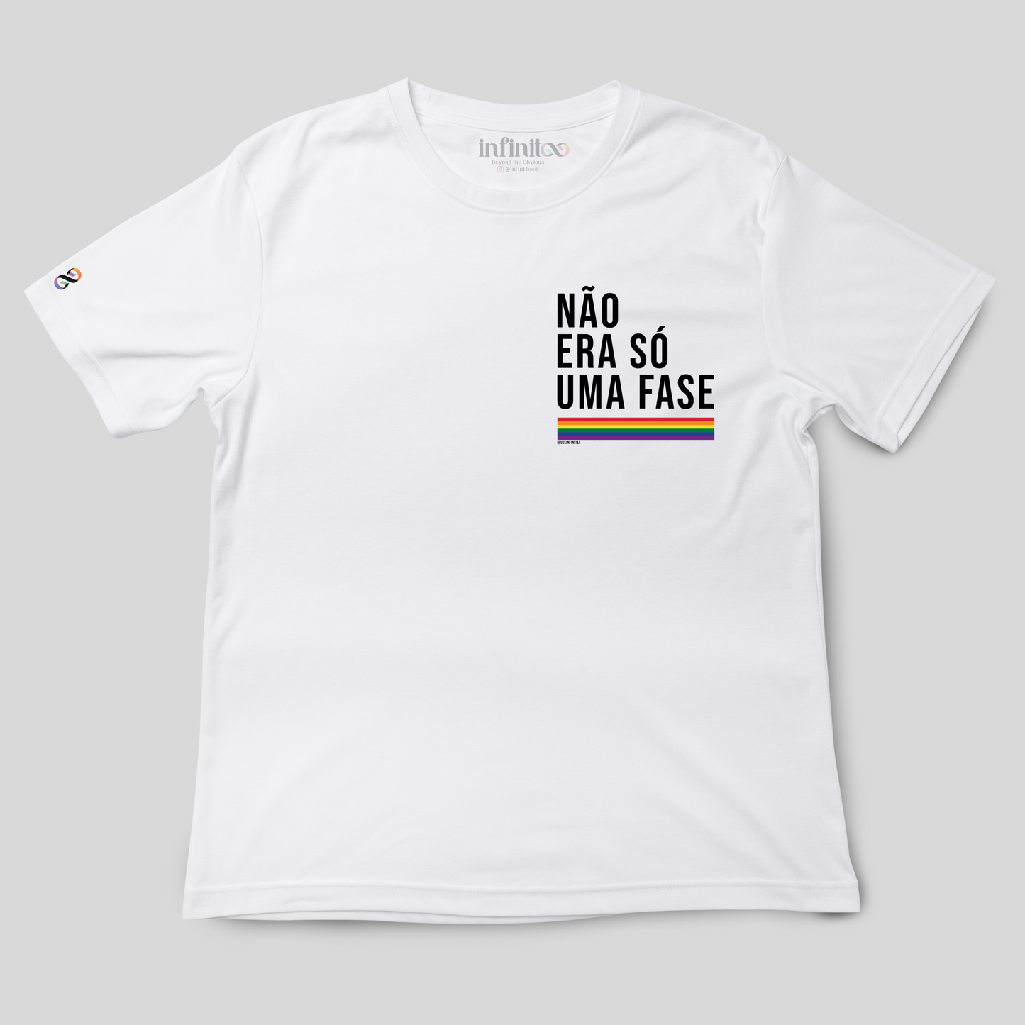 Não Era Só Uma Fase Basic White/Black Unisex T-shirt