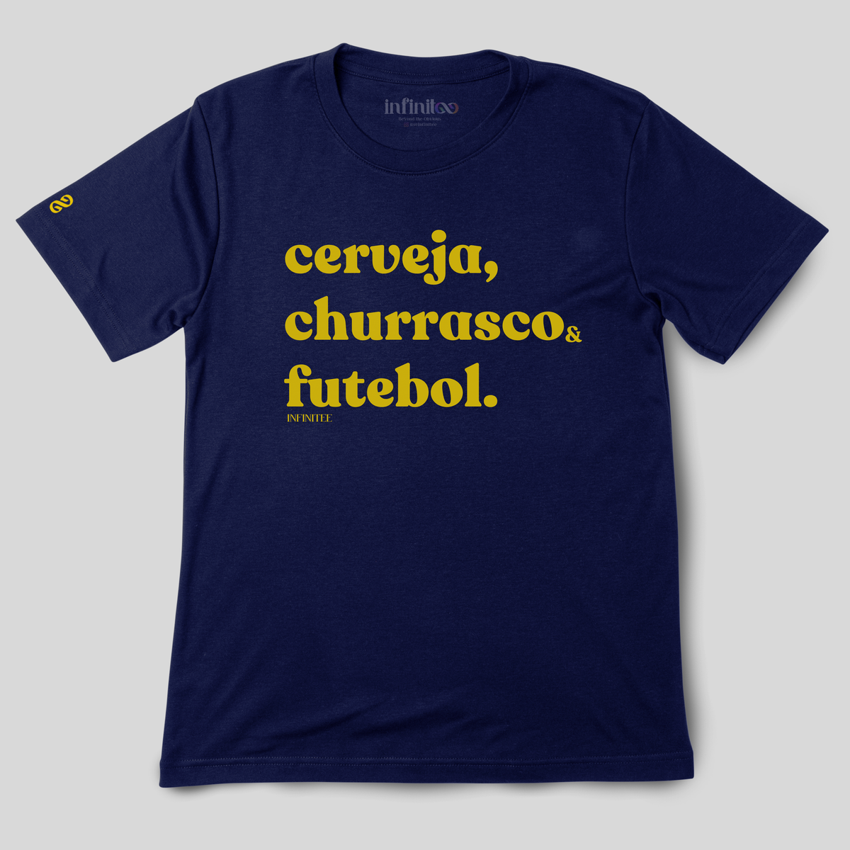 Cerveja, Churrasco e Futebol Basic Unisex T-shirt