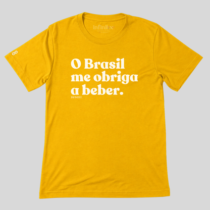 O Brasil Me Obriga a Beber Basic Unisex T-shirt