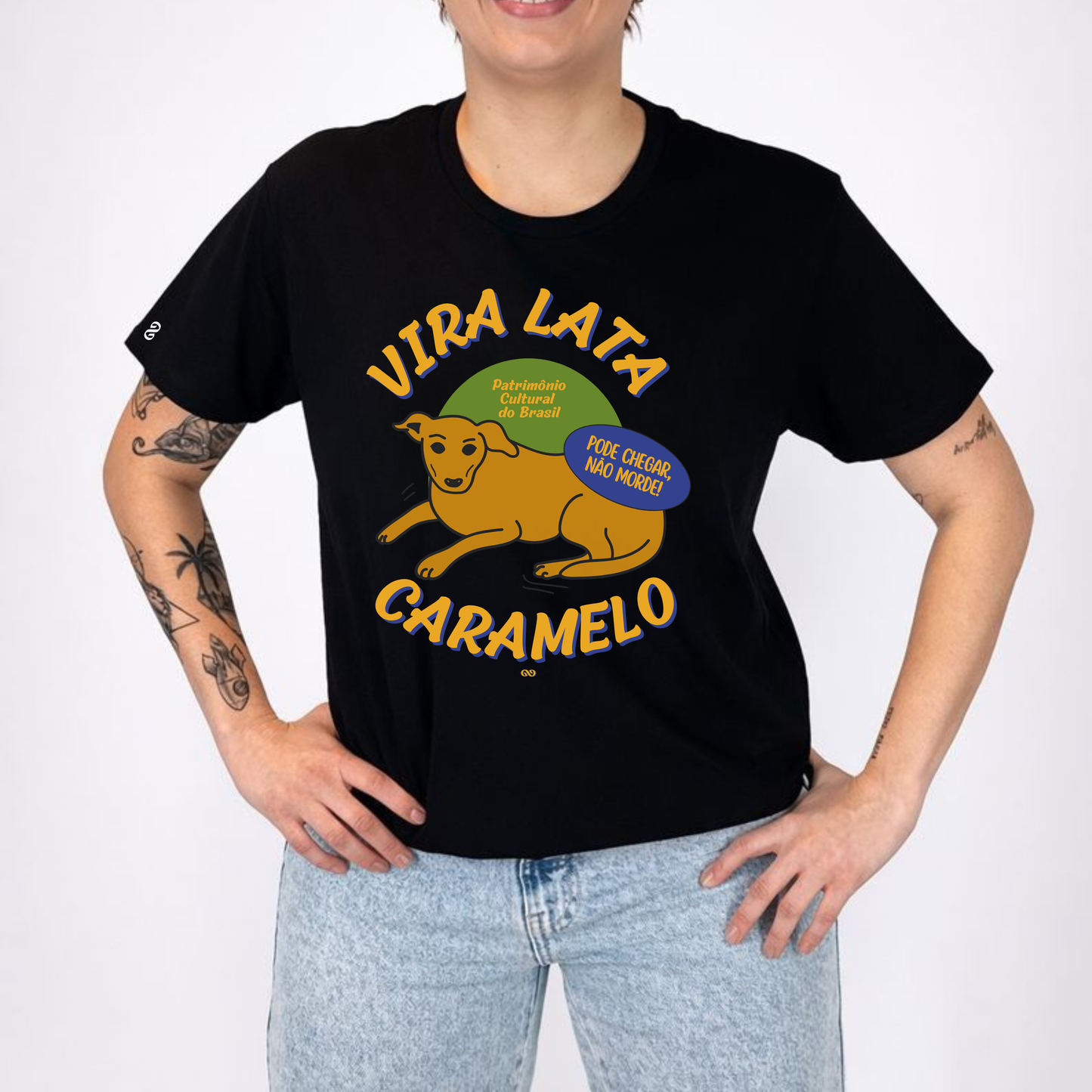 Vira Lata Caramelo Basic White/Black Unisex T-shirt