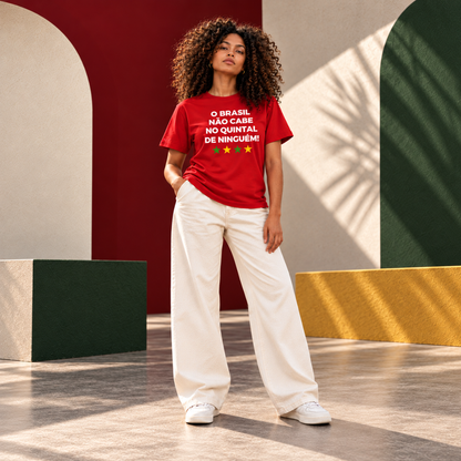 Brasil Não Cabe no Quintal Unisex T-Shirt