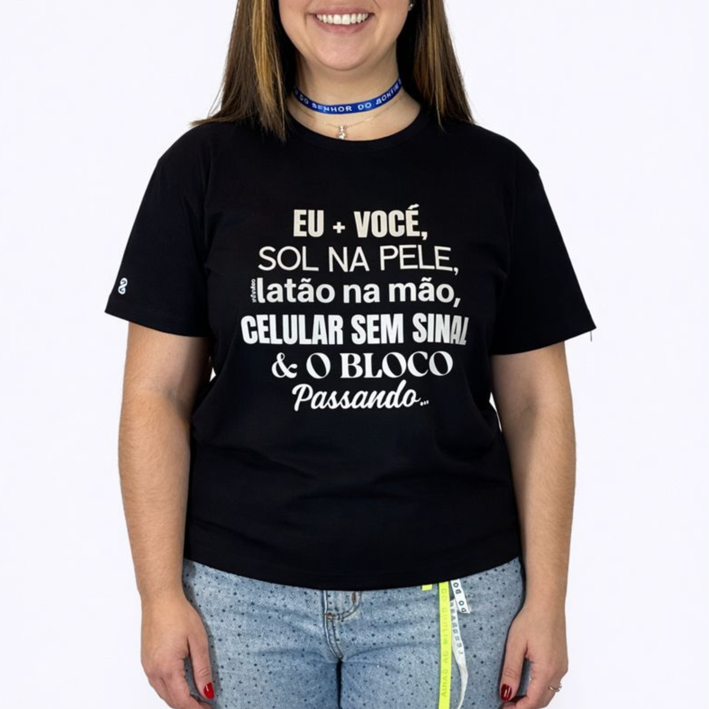 Eu+Você E O Bloco Passando Basic Unisex T-shirt