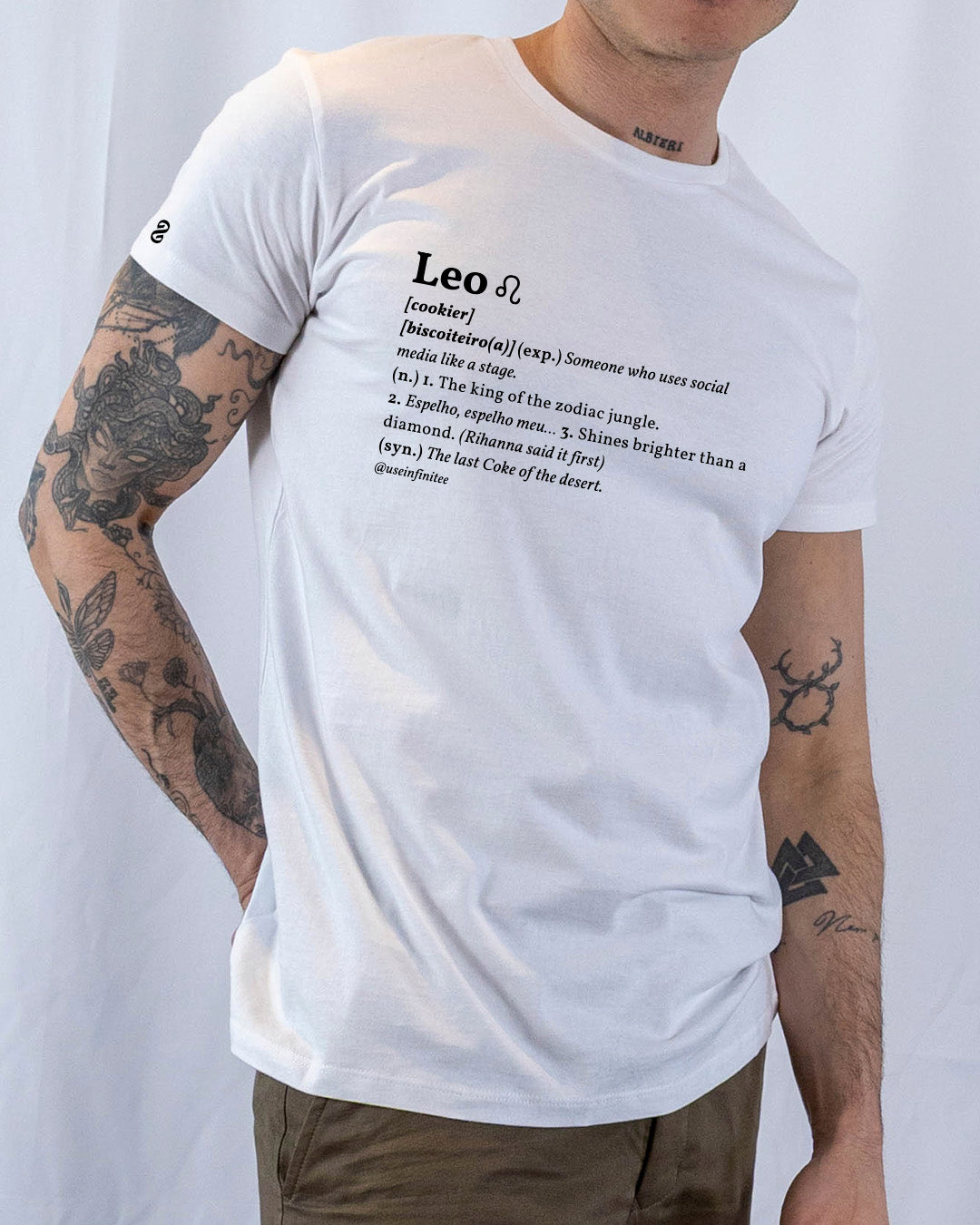 Leo Basic White/Black Unisex T-shirt